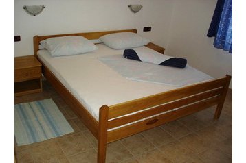 Hrvatska Privát Povljana, Interijer